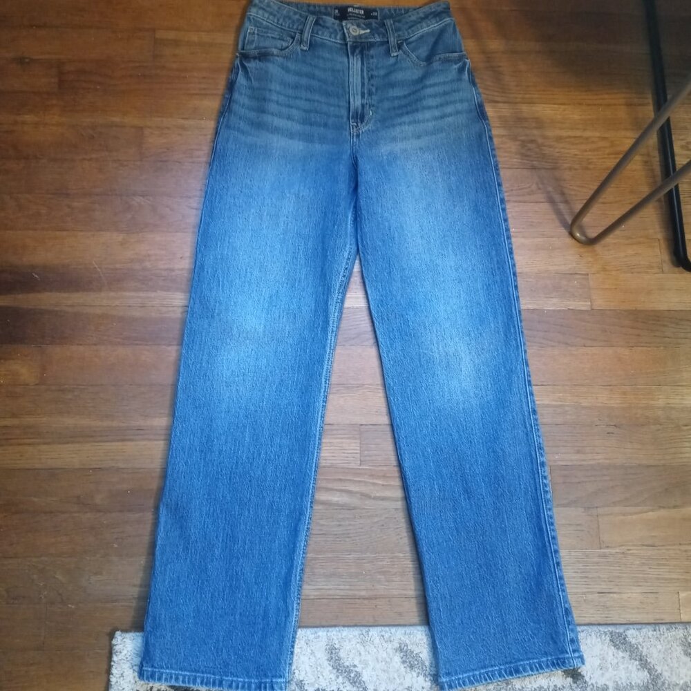 HOLLISTER ultra high rise dad jeans (2R/26)